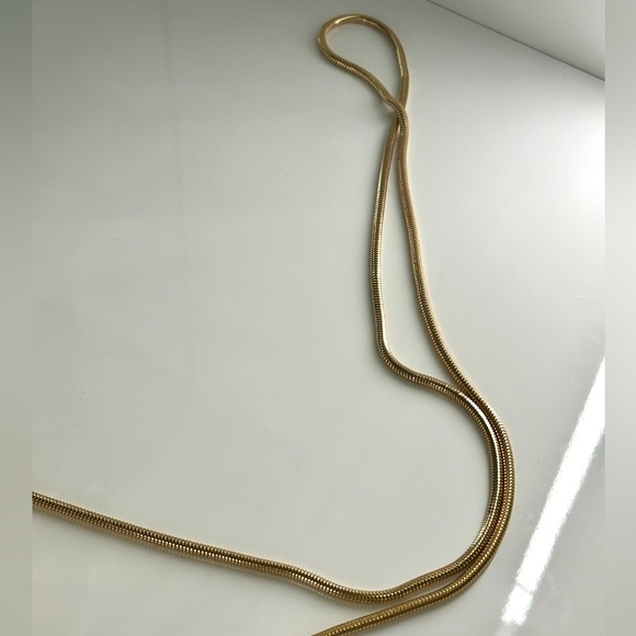 Mew Mews Acrylic Butt Bag in Gold - Picture 4 of 8